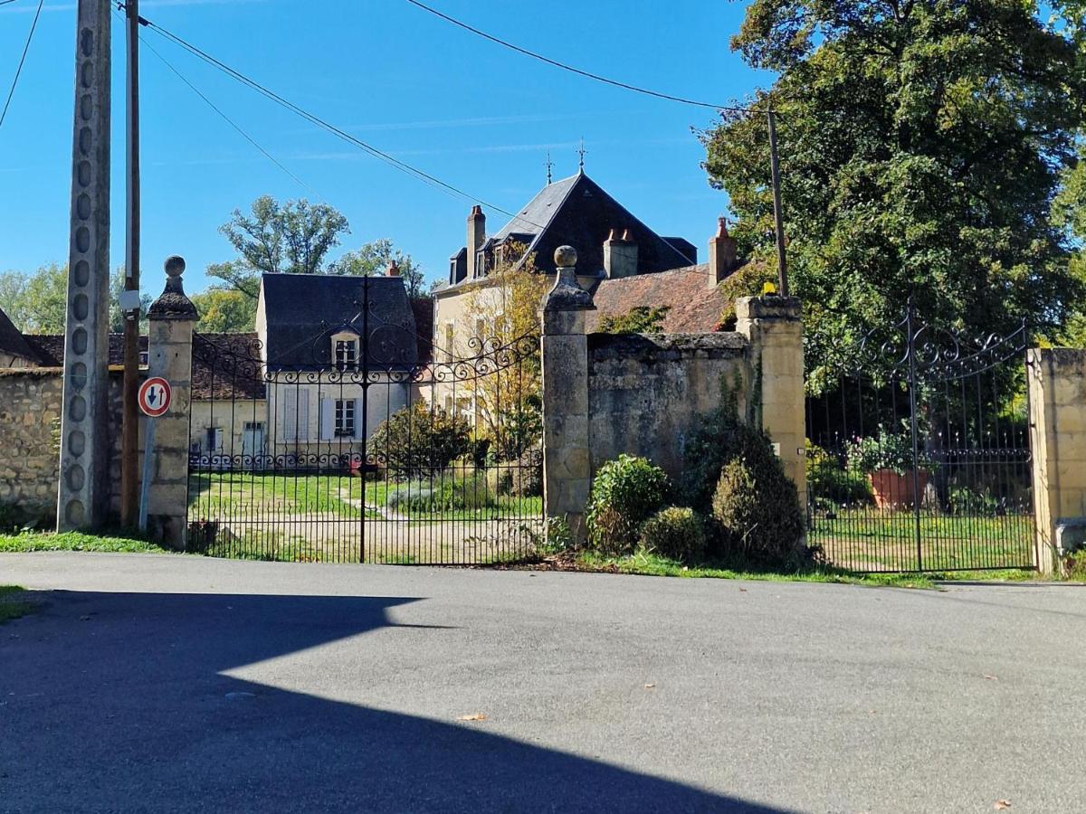 Chambre D'Hotes "Au Bord De Loire" La Marche Экстерьер фото