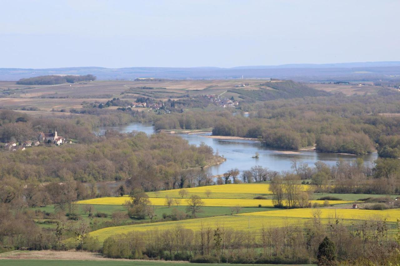Chambre D'Hotes "Au Bord De Loire" La Marche Экстерьер фото